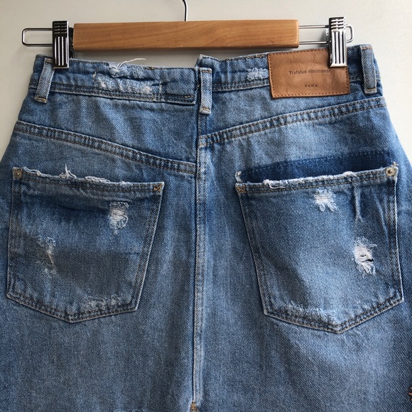 Zara Trafaluc  Distressed Denim Skirt Floral Med - Picture 8 of 10